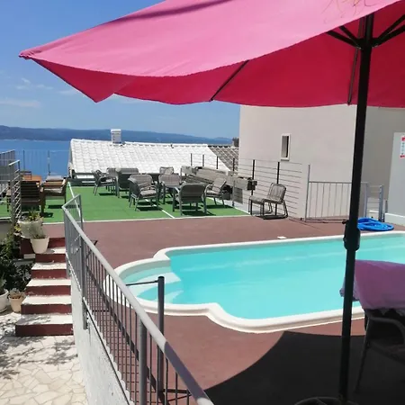 Guest house Rako 3*