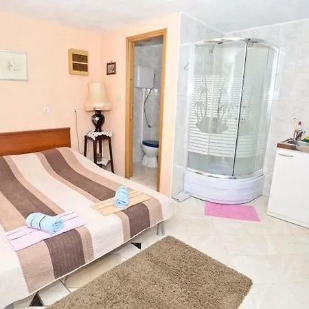 Guest house Rako 3*